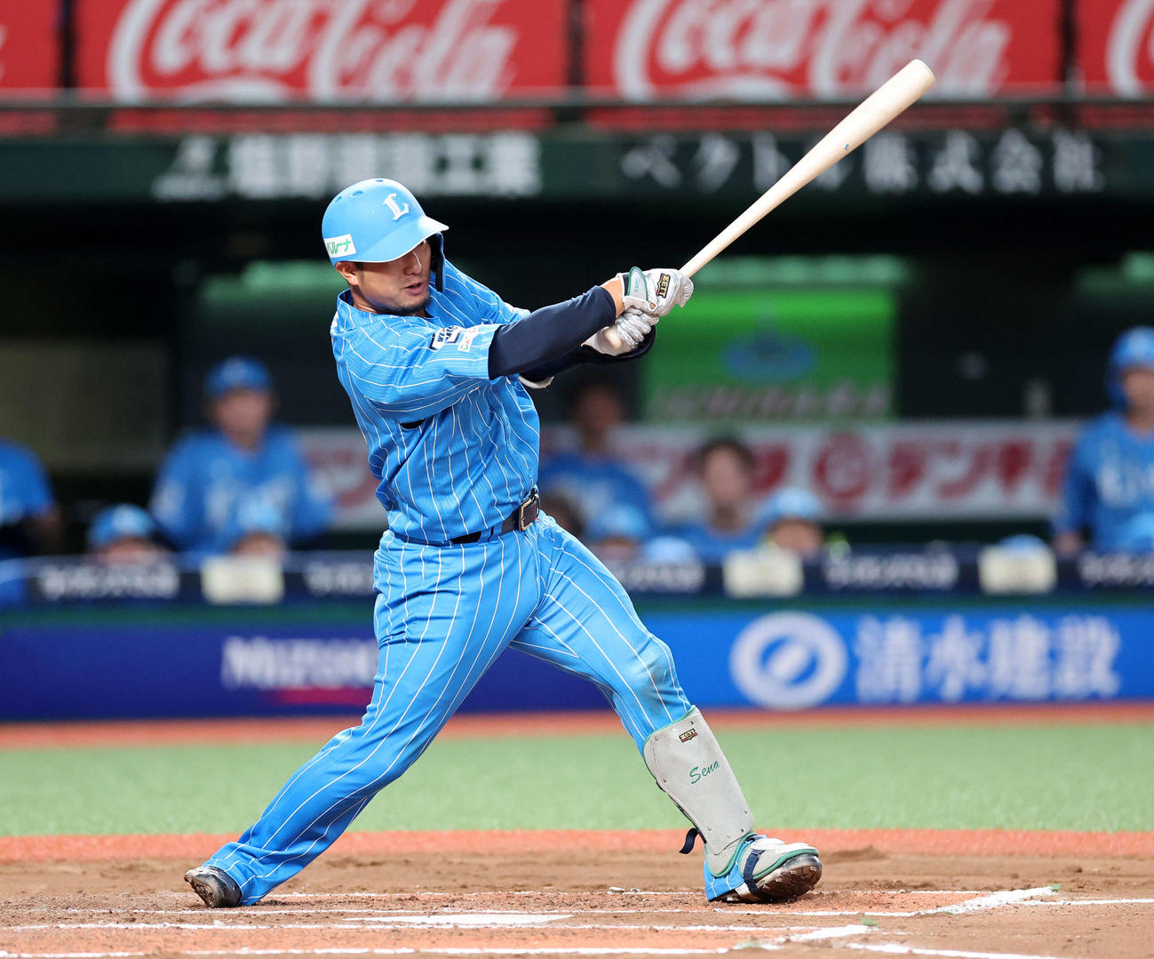 西武対日本ハム　6回裏西武無死、柘植は右前安打を放つ（撮影・鈴木正人）