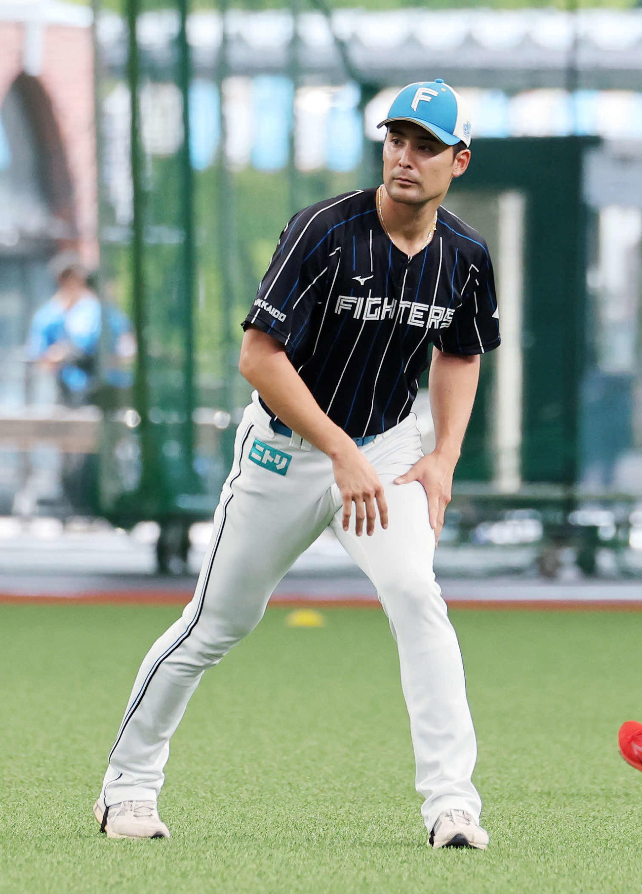 西武対日本ハム　アップする日本ハム上原（撮影・鈴木正人）