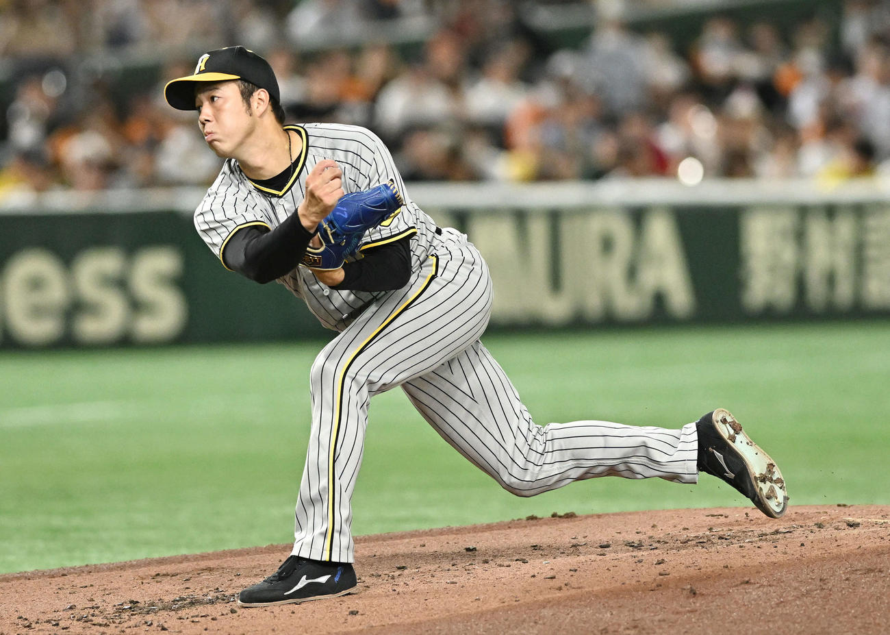巨人対阪神　阪神先発の青柳（撮影・滝沢徹郎）