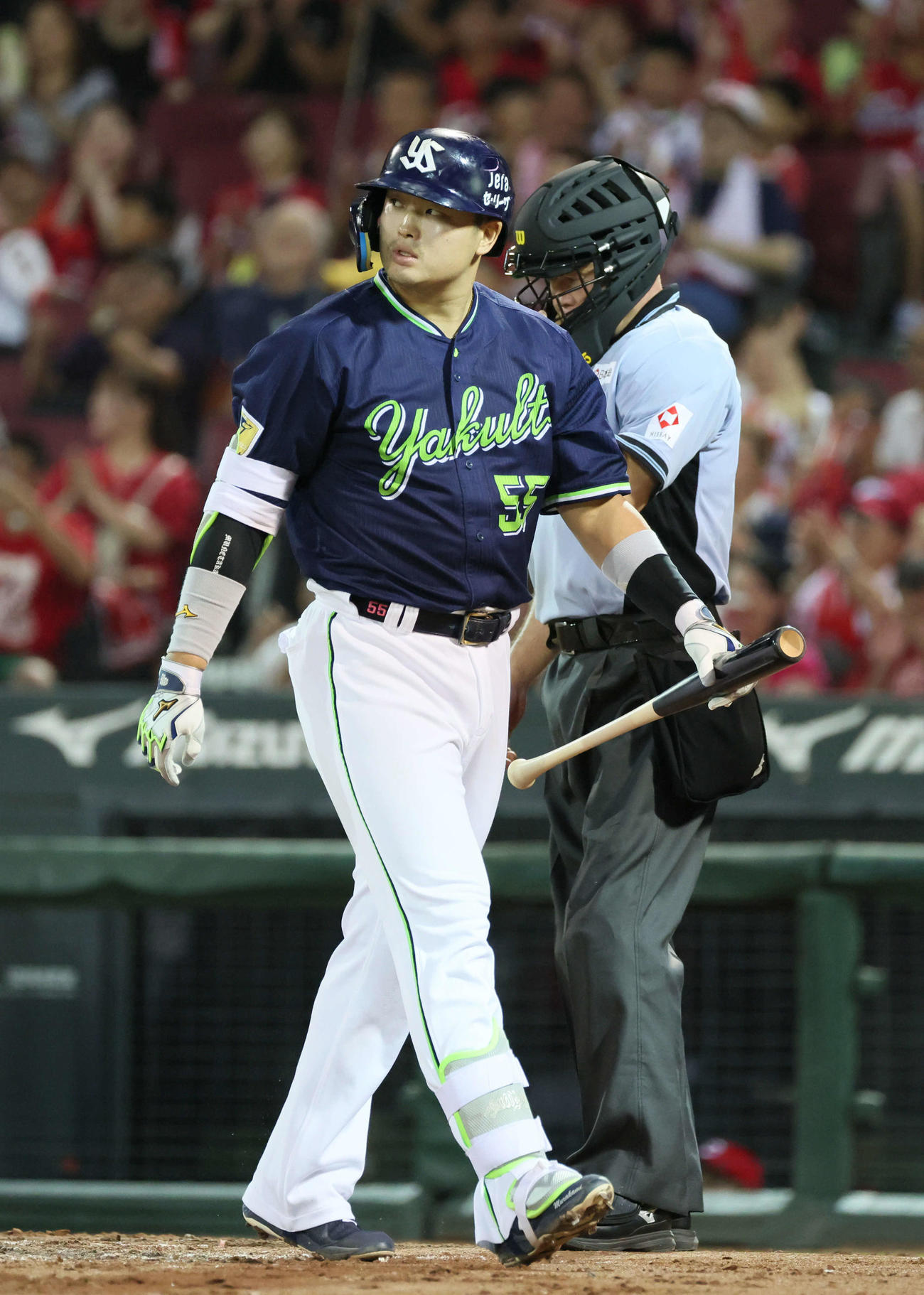 広島対ヤクルト　3回表ヤクルト無死満塁、村上は三振（撮影・加藤孝規）