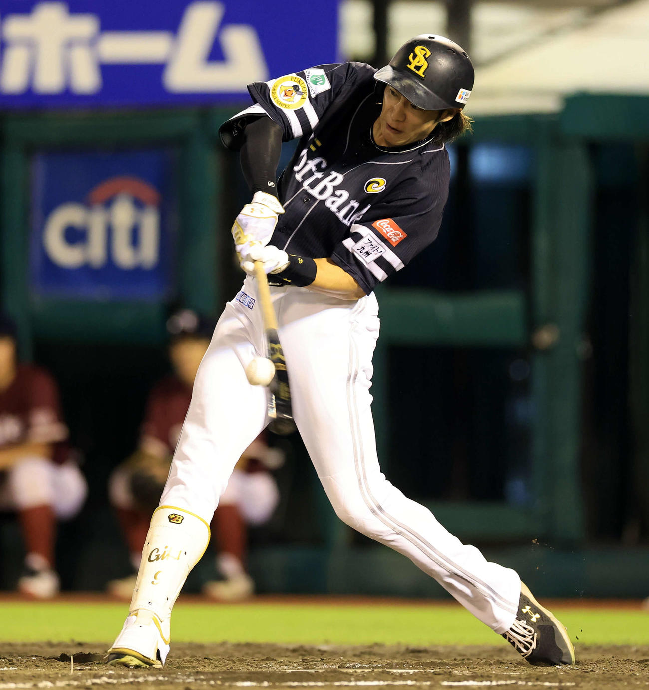 楽天対ソフトバンク　4回表ソフトバンク1死、柳田は中越え三塁打を放つ（撮影・浅見桂子）