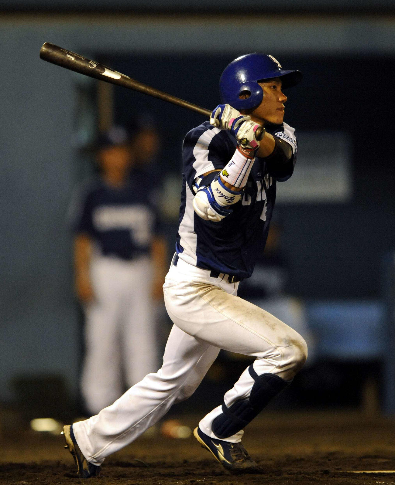 11年8月、横浜戦で初本塁打を放つ中日大島
