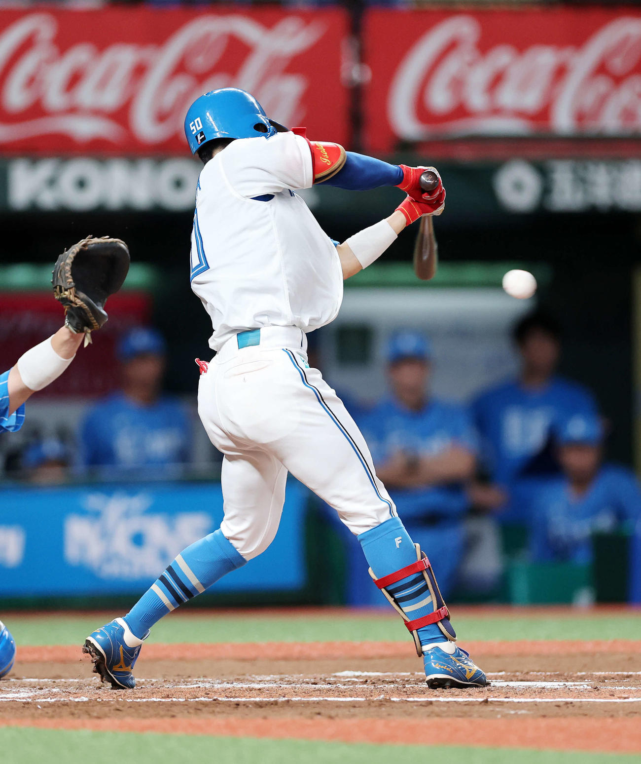 西武対日本ハム　6回表日本ハム2死三塁、五十幡は三塁内野適時打を放つ（撮影・鈴木正人）