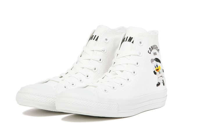 ロッテはコンバースシューズ直営店「White atelier BY CONVERSE」とのコラボシューズを、オンラインストアで受注販売すると発表した（球団提供）