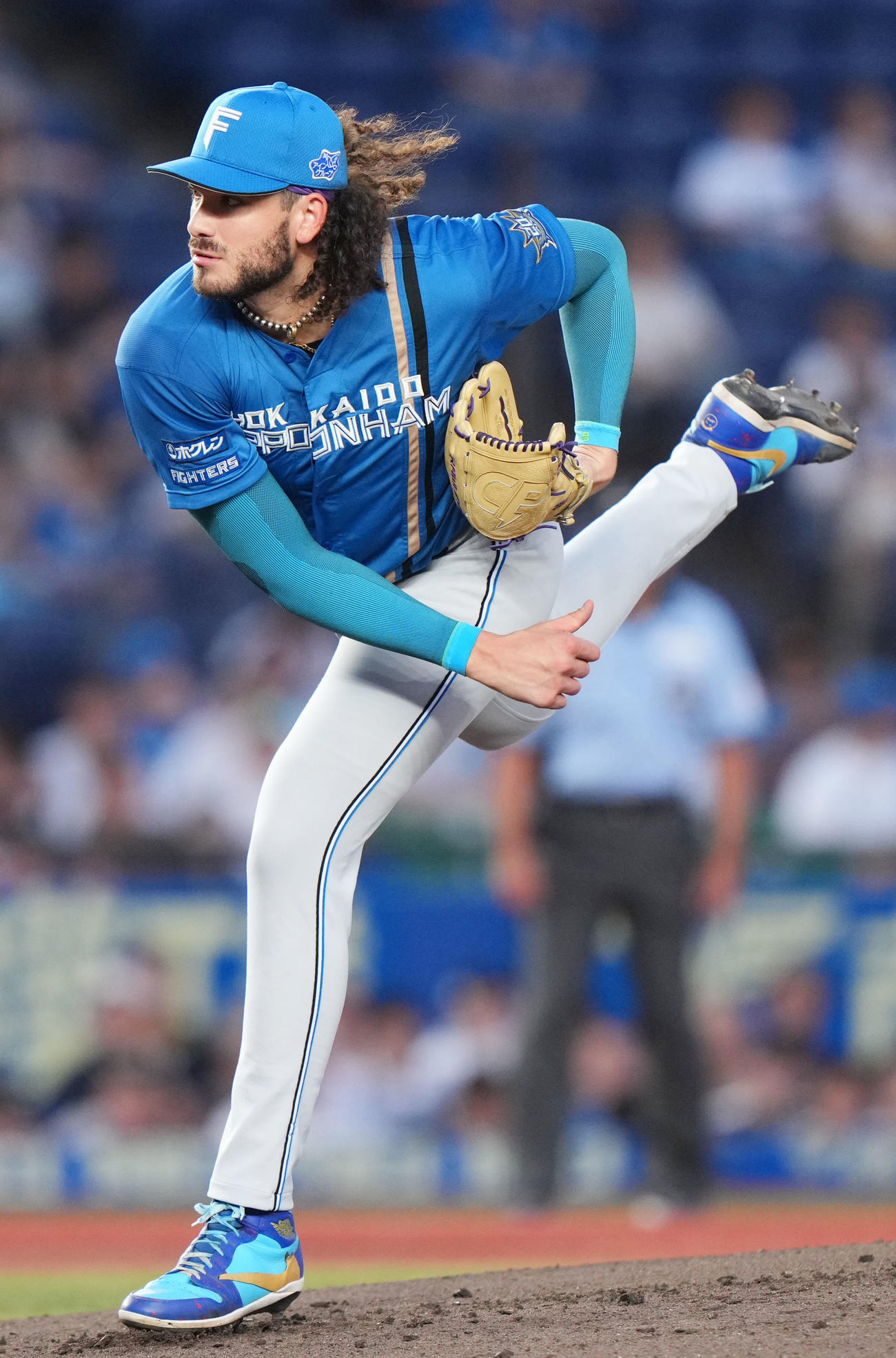 ロッテ対日本ハム　力投する日本ハム先発のポンセ（撮影・横山健太）