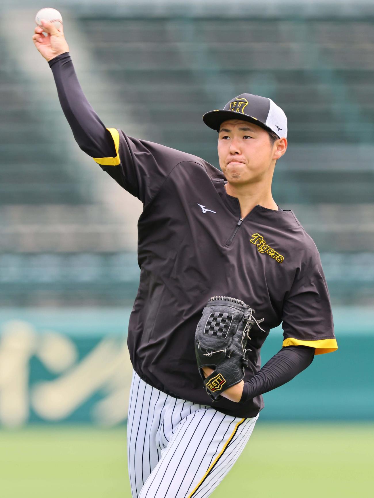 1軍に合流した浜地（撮影・上田博志）