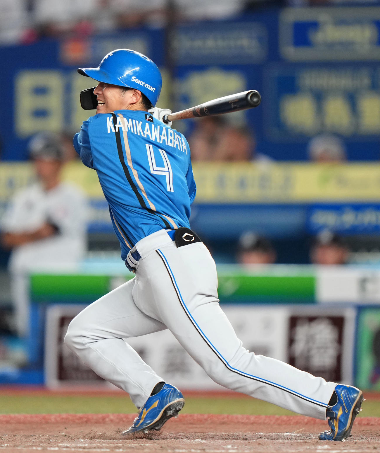 ロッテ対日本ハム　5回表日本ハム2死一、三塁、中前適時打を放つ上川畑（撮影・横山健太）