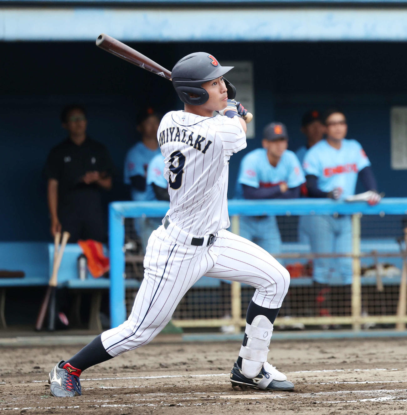 7月1日のENEOS対侍ジャパン大学日本代表　6回裏侍ジャパン大学日本代表2死一、二塁、右2点適時三塁打を放つ宮崎一（撮影・宮地輝）