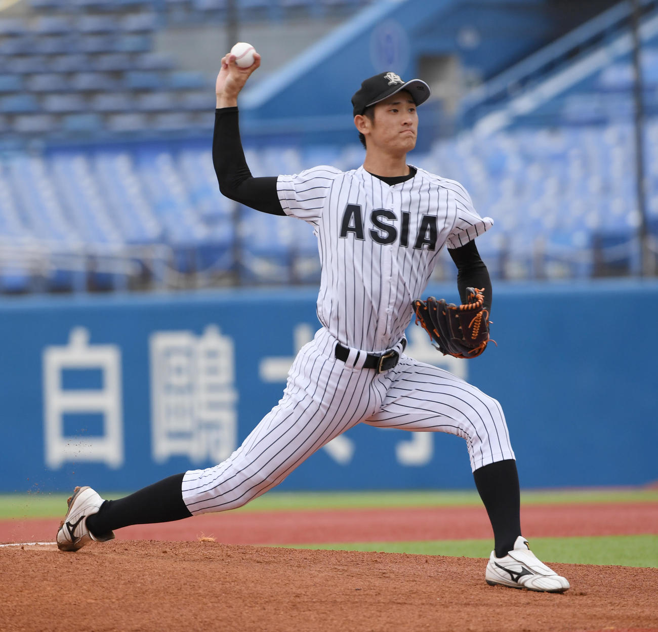 亜大・草加（9月27日撮影・柴田隆二）