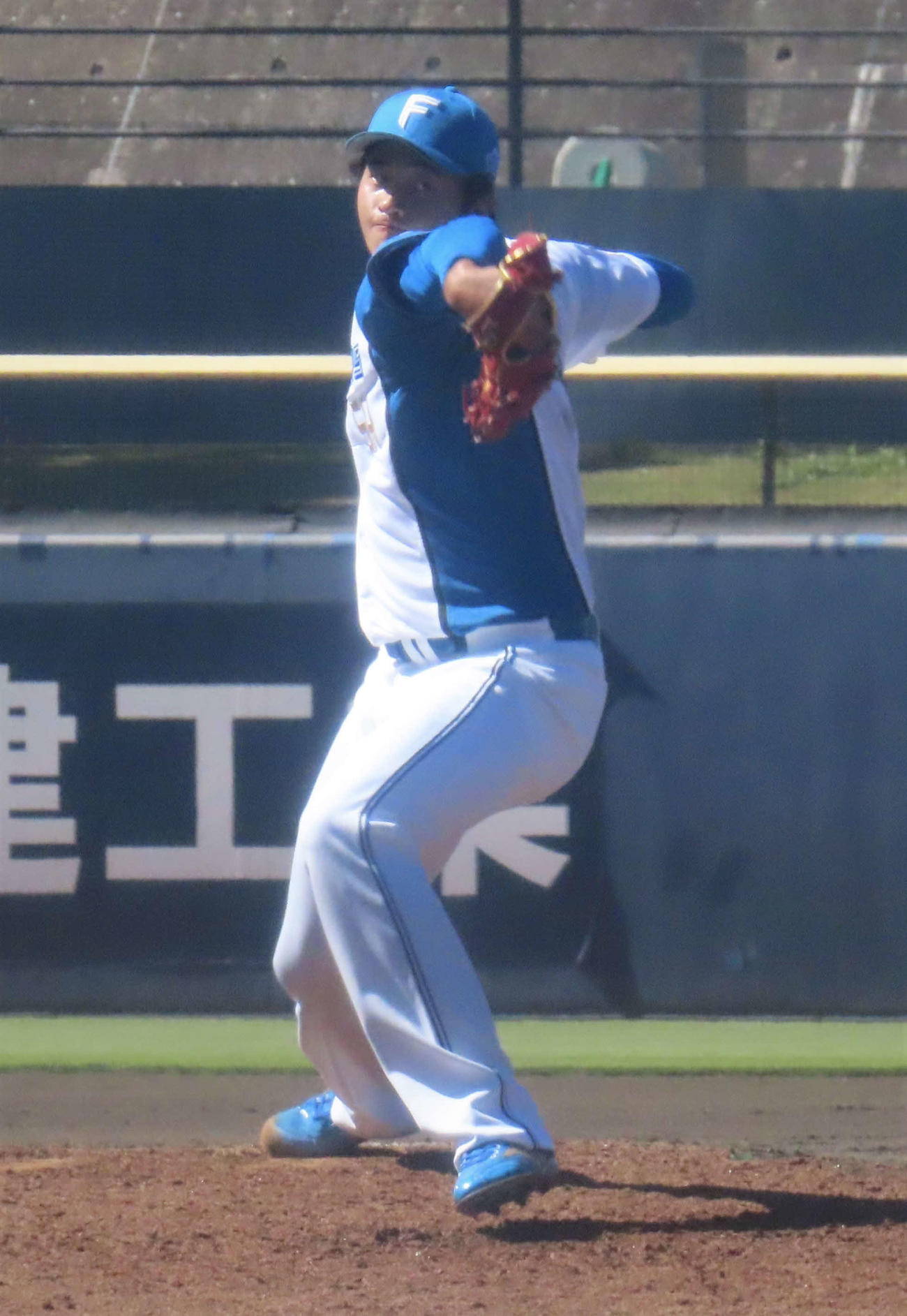 日本ハム対楽天　6回から登板し、公式戦初登板となった日本ハム安西（撮影・佐瀬百合子）