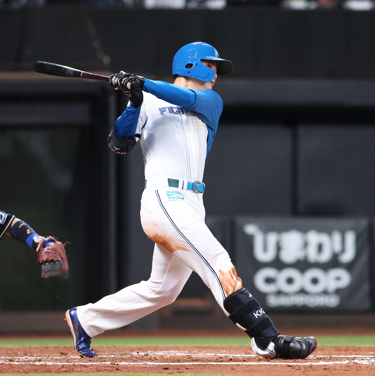 日本ハム対オリックス　3回裏日本ハム無死一、三塁、清宮は右前適時打を放つ（撮影・佐藤翔太）