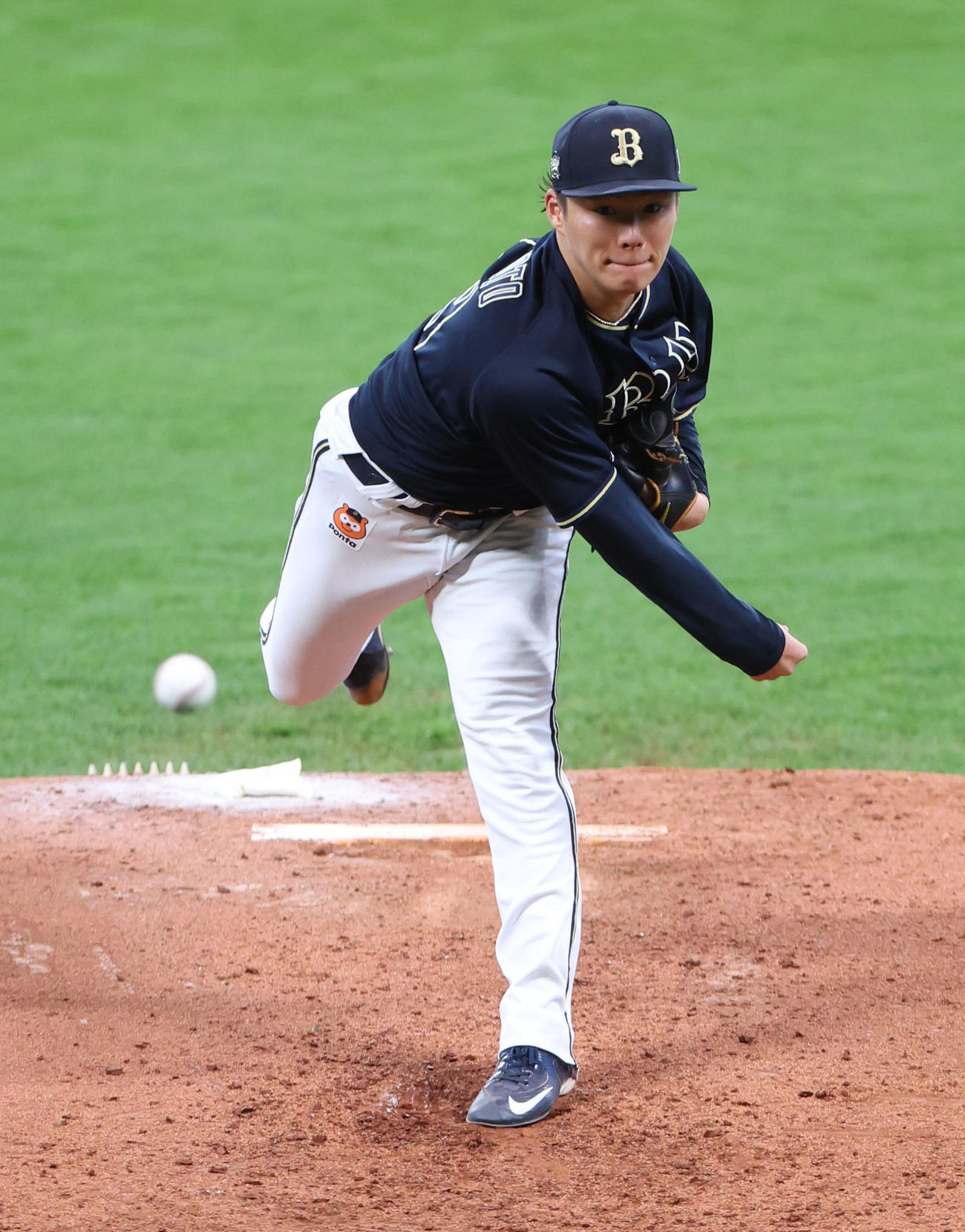 日本ハム対オリックス　力投するオリックス先発の山本（撮影・佐藤翔太）