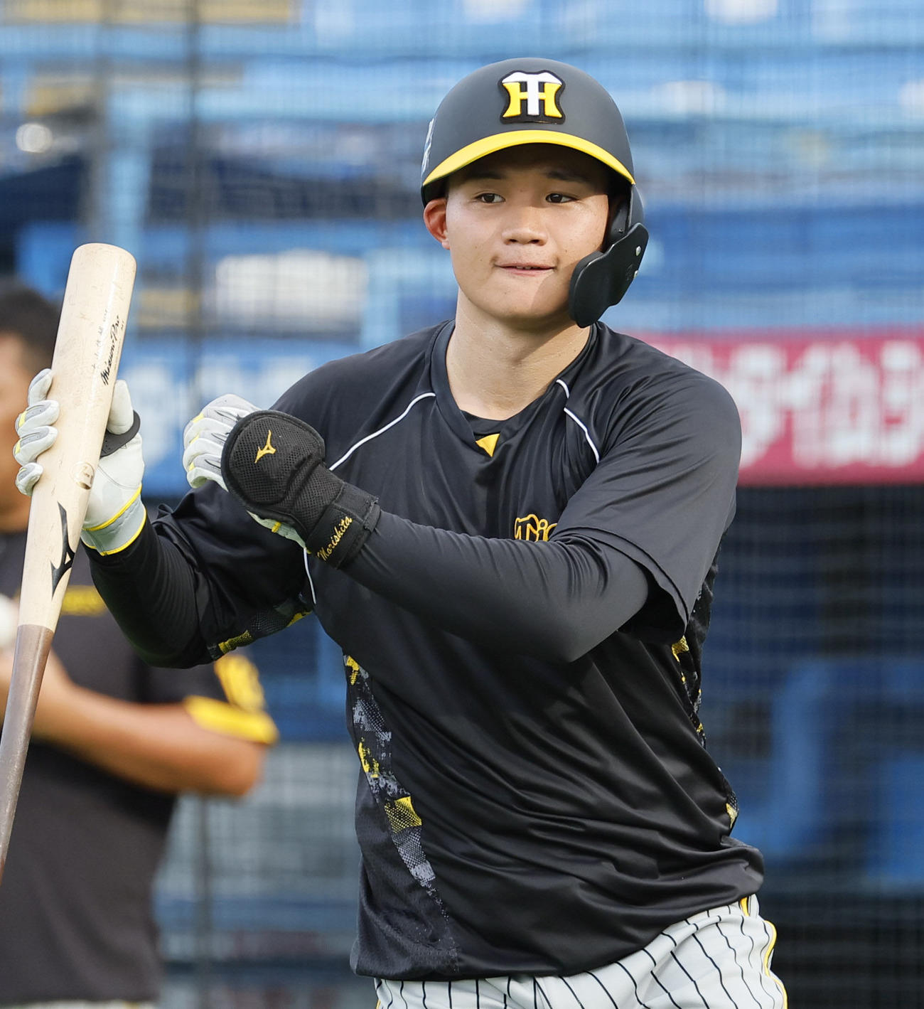 ヤクルト対阪神　打撃練習をする阪神森下（撮影・藤尾明華）