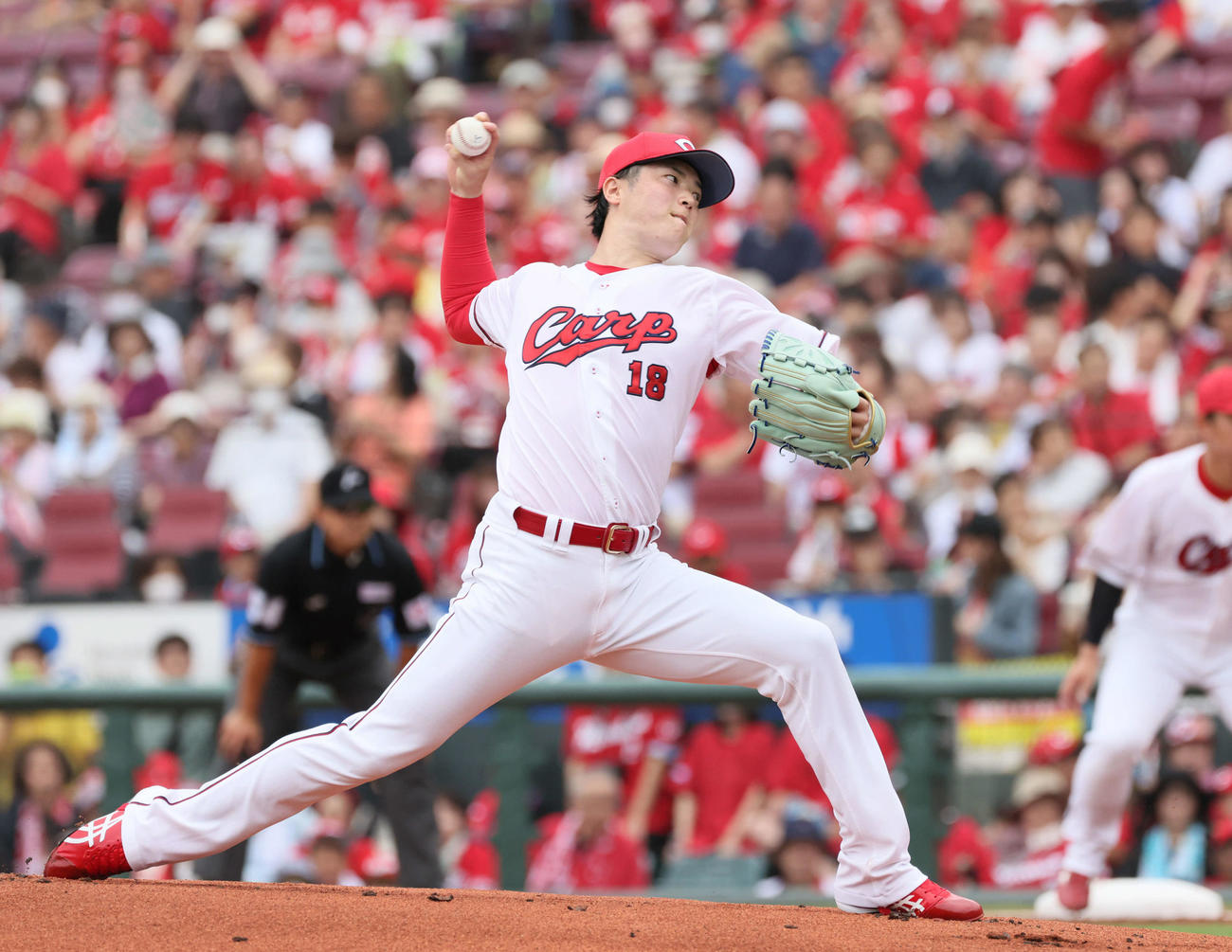 広島対中日　完投で8勝目を挙げた広島森下（撮影・加藤孝規）