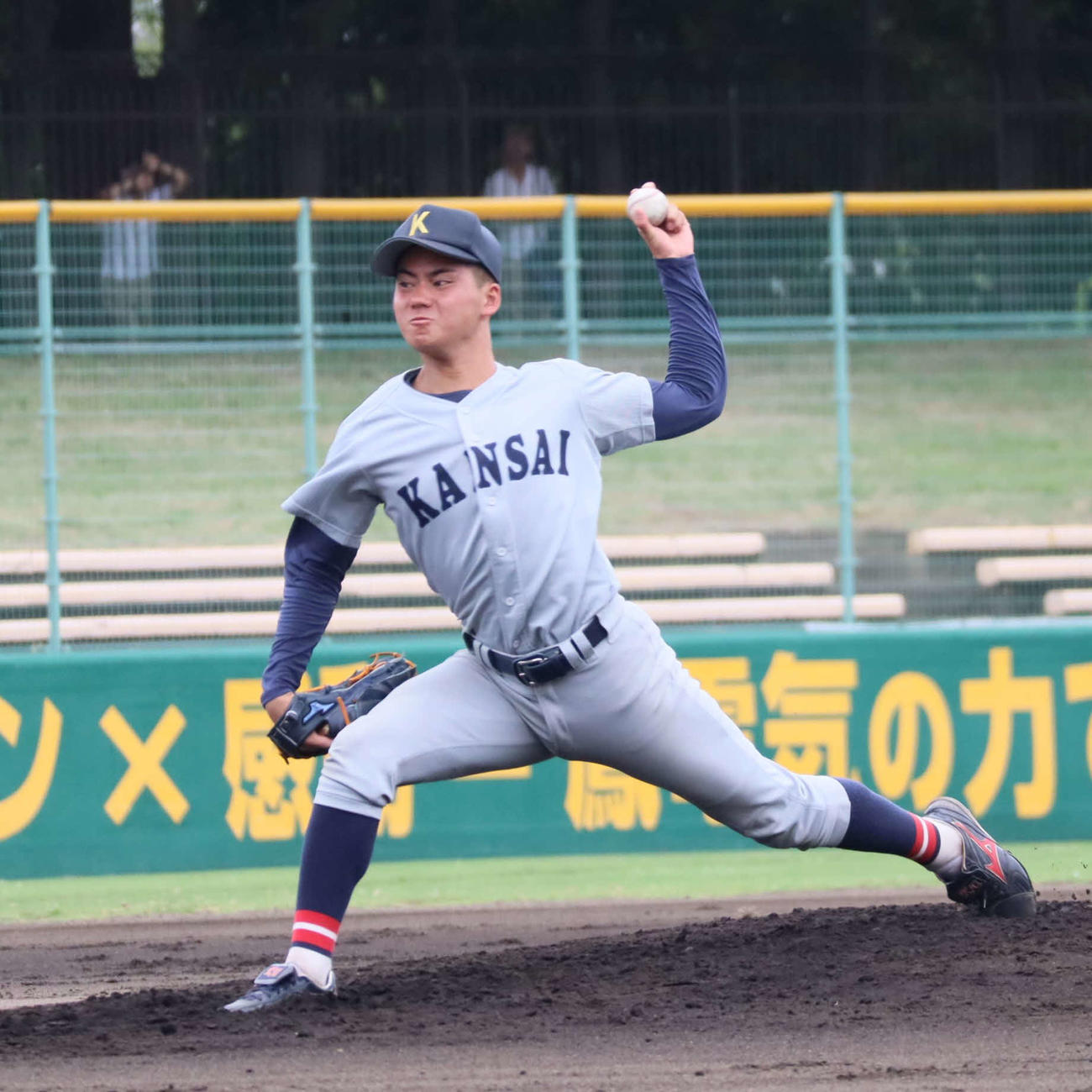 関西学生野球連盟秋季リーグ戦　関大対同大同大戦で完封した関大の金丸夢斗投手（撮影・村松万里子）