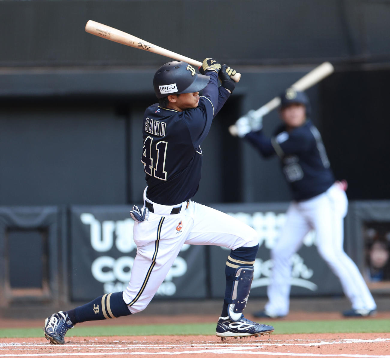 日本ハム対オリックス　2回表オリックス2死満塁、佐野皓は左前適時打を放つ（撮影・佐藤翔太）