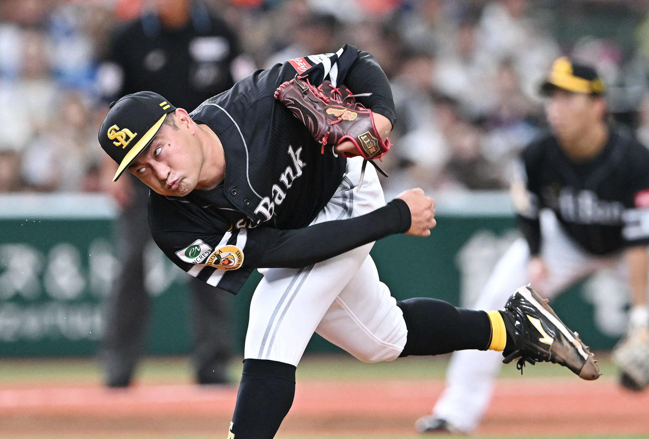 西武対ソフトバンク　力投するソフトバンク先発の森（撮影・滝沢徹郎）