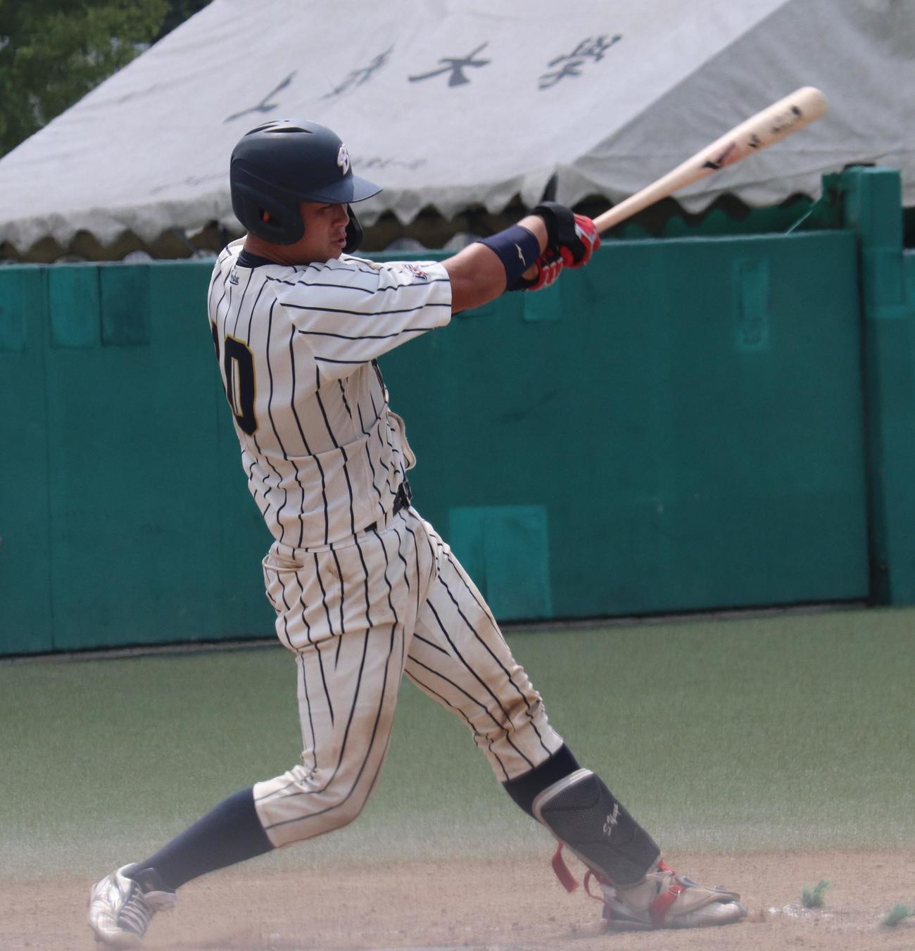 上武大対平成国際大に出場した上武大・進藤（撮影・星夏穂）