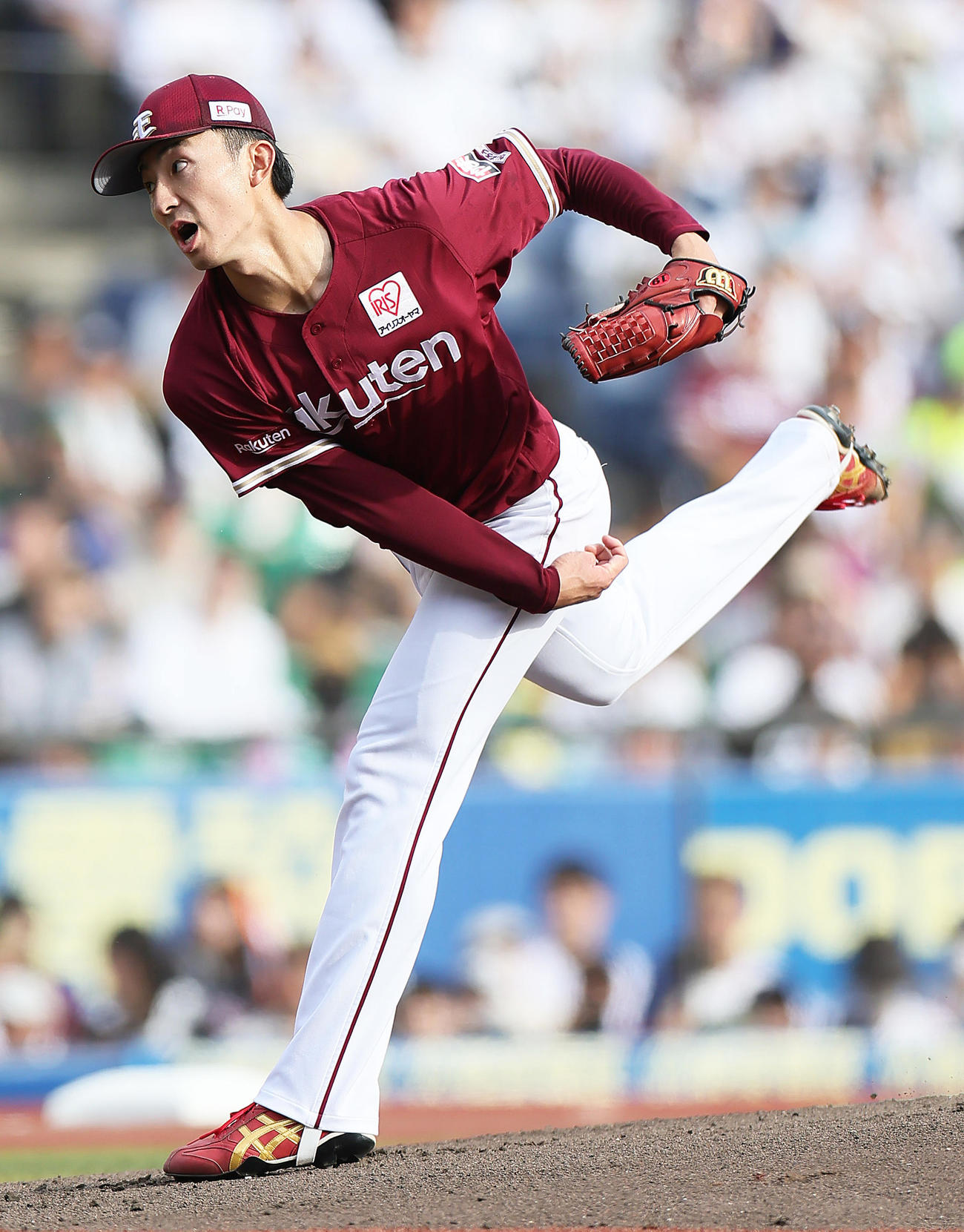 ロッテ対楽天　楽天先発の荘司（撮影・足立雅史）