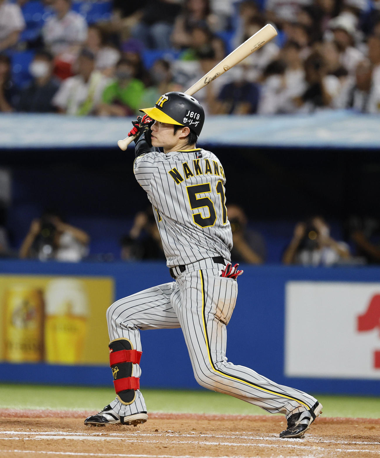 ヤクルト対阪神　2回表阪神2死二塁、中野は左前に適時打を放つ（撮影・藤尾明華）