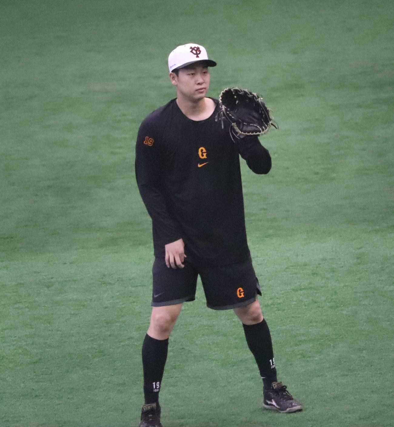 ジャイアンツ球場で調整した巨人山崎伊（撮影・小早川宗一郎）