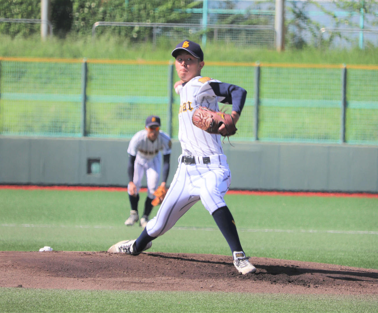 阪神大学野球秋季リーグ大体大対大産大　1節3回戦に先発した大産大・松田