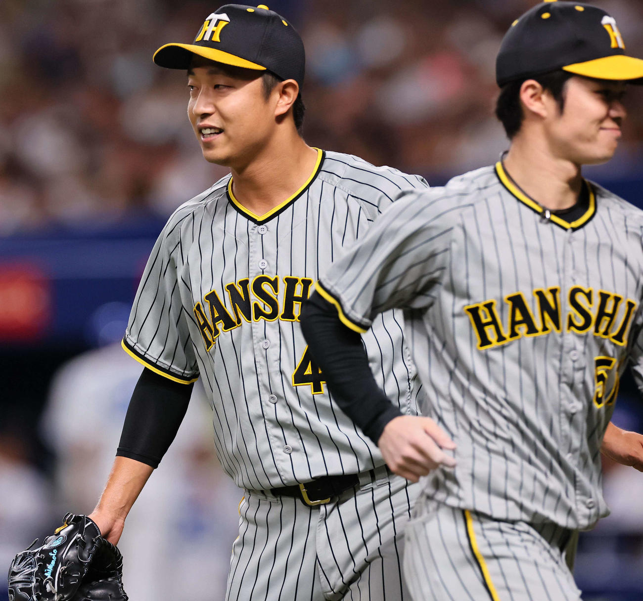 中日対阪神　7回裏中日2死二塁、宇佐見を二ゴロに打ち取り笑顔を見せる島本（撮影・上田博志）