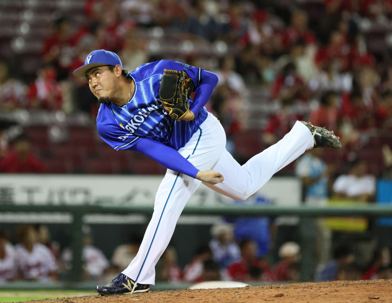 広島対DeNA 11回裏広島、DeNA7番手の中川（撮影・加藤孝規）