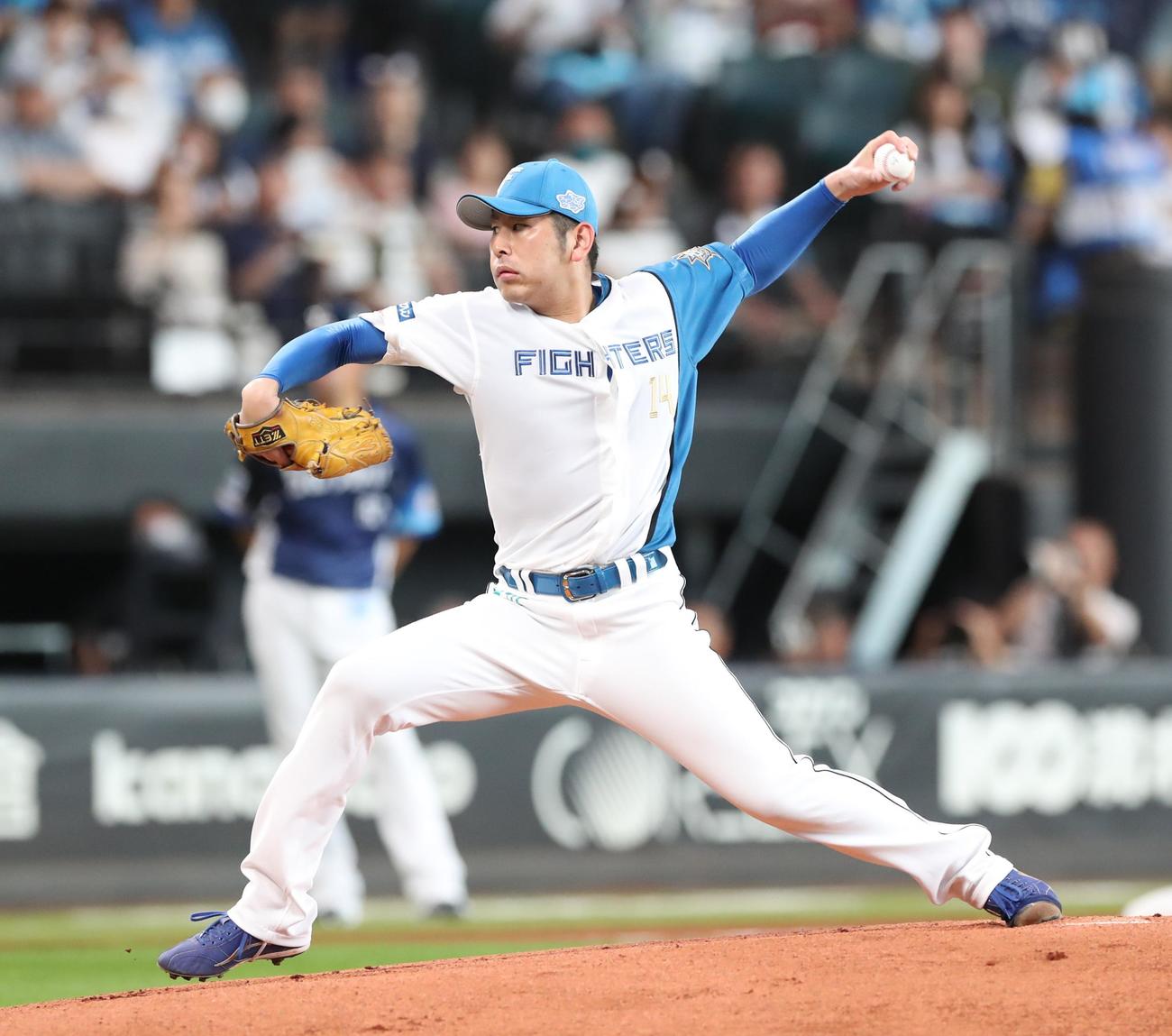 日本ハム対西武　日本ハム先発の加藤貴（撮影・黒川智章）