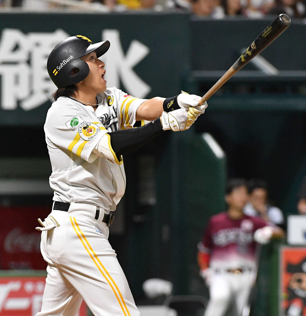 ソフトバンク対楽天　3回裏ソフトバンク1死一塁、柳田は右中間へ2点本塁打を放つ（撮影・岩下翔太）