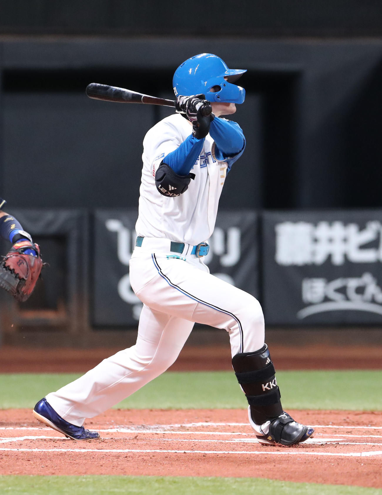 日本ハム対オリックス　1回裏日本ハム1死一塁、清宮は左前打を放つ（撮影・佐藤翔太）