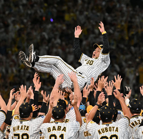 阪神】岡田監督11連勝ゴールに「ちょっと早すぎる」勝負の9月は負け