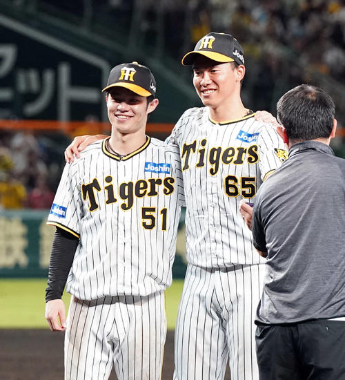 実使用ファウルボール　髙橋宏人-中野拓夢　阪神 中日　2023 WBC メンバー 阪神・中野「持っているな、という感じ」 WBCに続く優勝 ウイニング