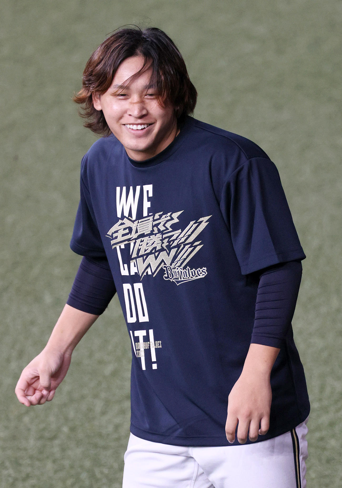 オリックス対楽天　試合前の練習で笑顔を見せるオリックス宮城（撮影・上山淳一）