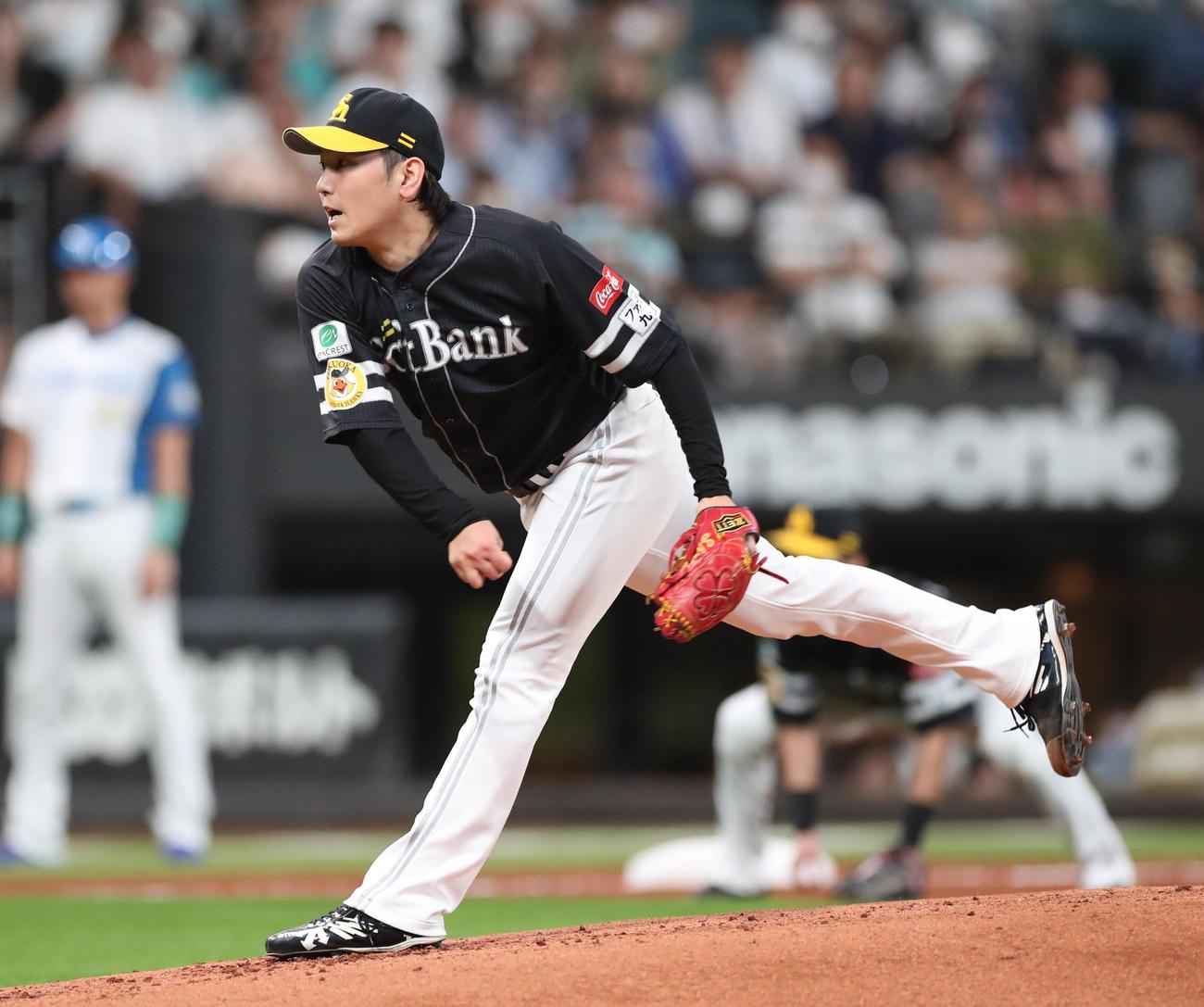日本ハム対ソフトバンク　ソフトバンク先発の石川（撮影・黒川智章）