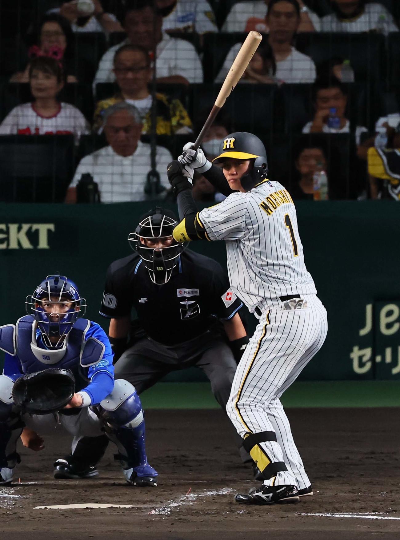 阪神対DeNA　森下の構え（撮影・上田博志）