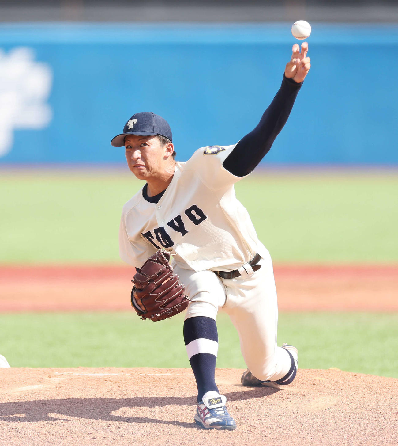 日大対東洋大　東洋大先発の細野（撮影・宮地輝）