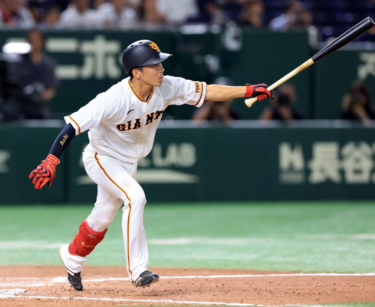 巨人対ヤクルト　12回裏巨人1死一、二塁、増田大はサヨナラ適時打を放つ（撮影・浅見桂子）