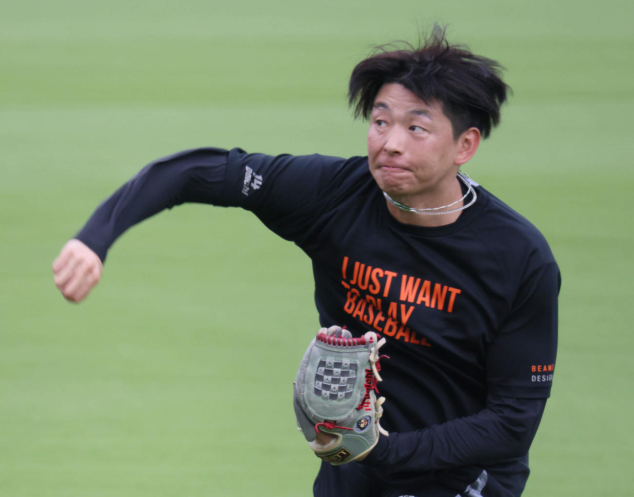 投手指名練習でキャッチボールをする広島大瀬良（撮影・加藤孝規）