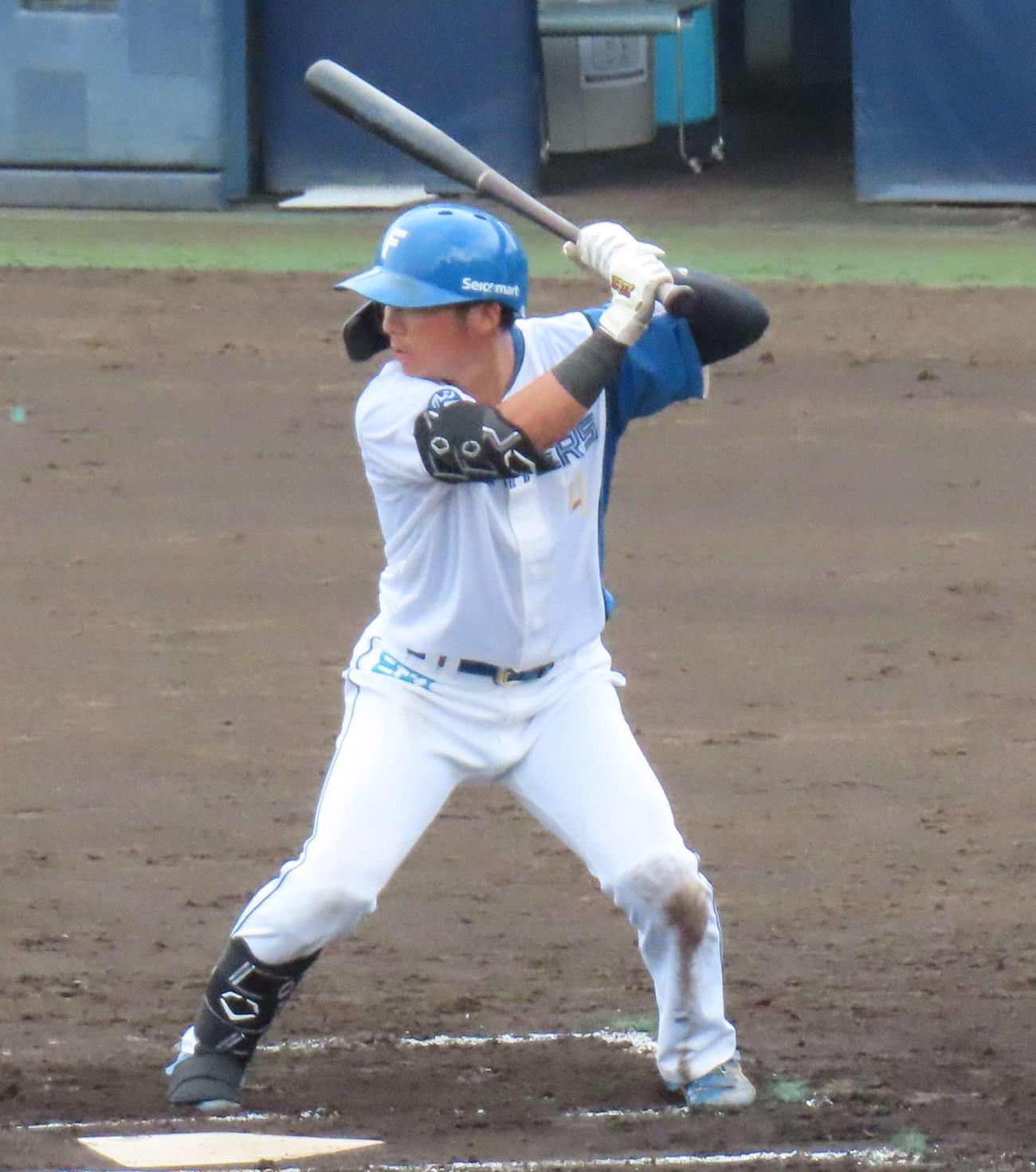 日本ハム対西武　日本ハム上川畑の打撃フォーム