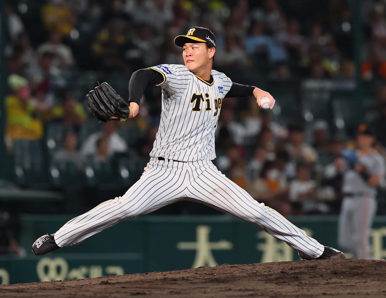 阪神対巨人　阪神2番手の及川（撮影・上田博志）