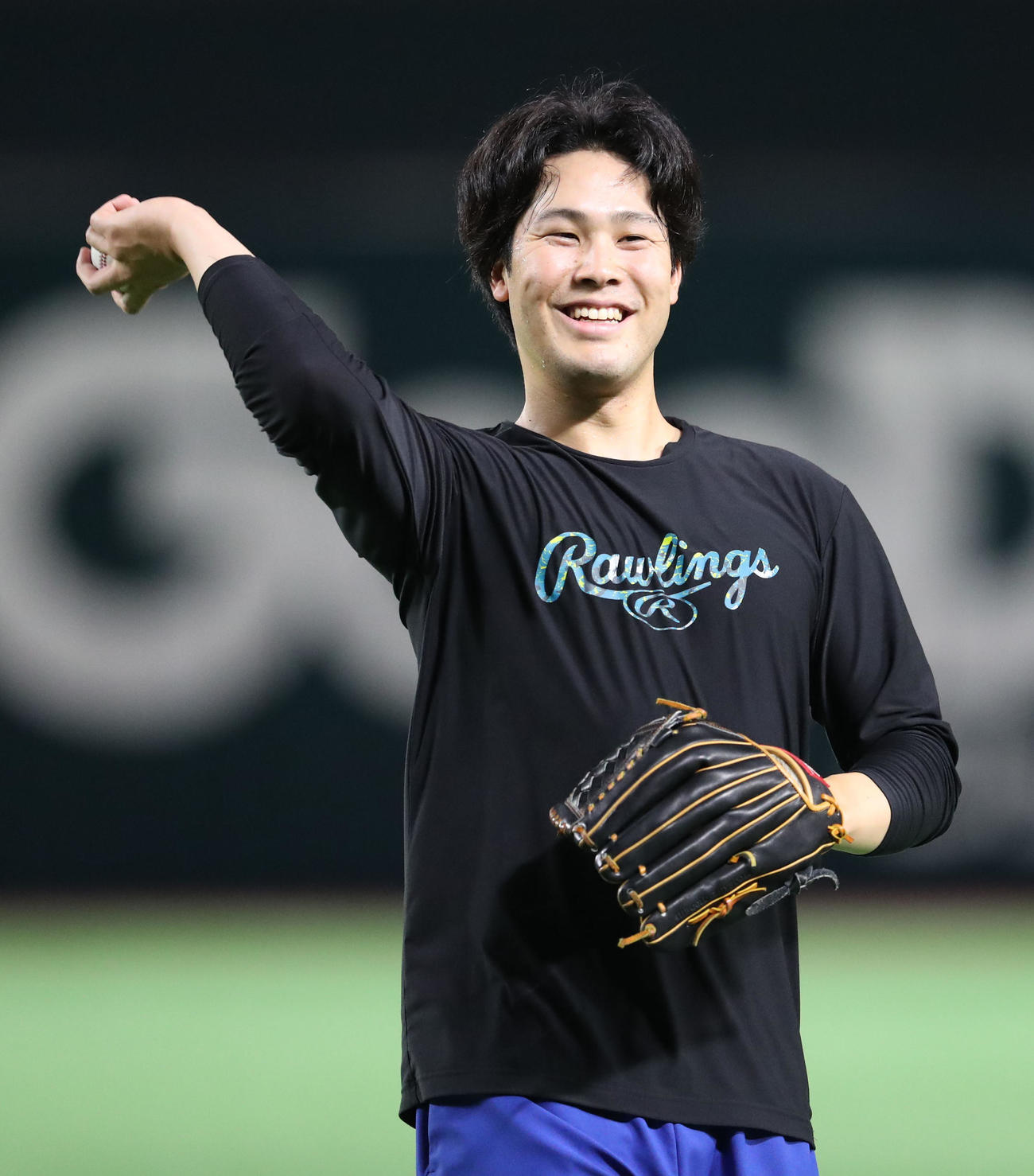 練習を終え笑顔を見せる藤井（撮影・梅根麻紀）