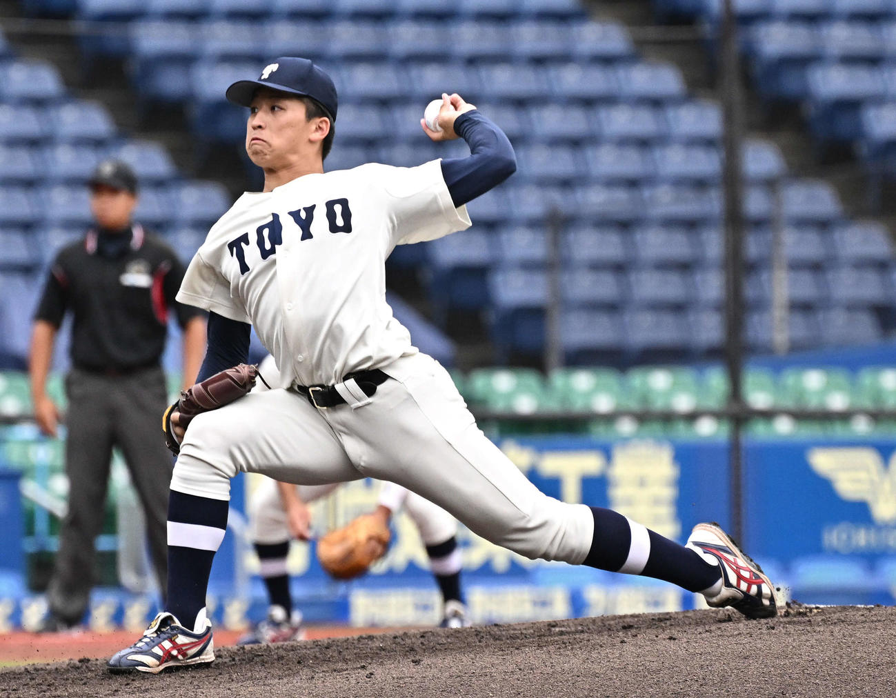 東洋大対日大　東洋大先発の細野（撮影・滝沢徹郎）