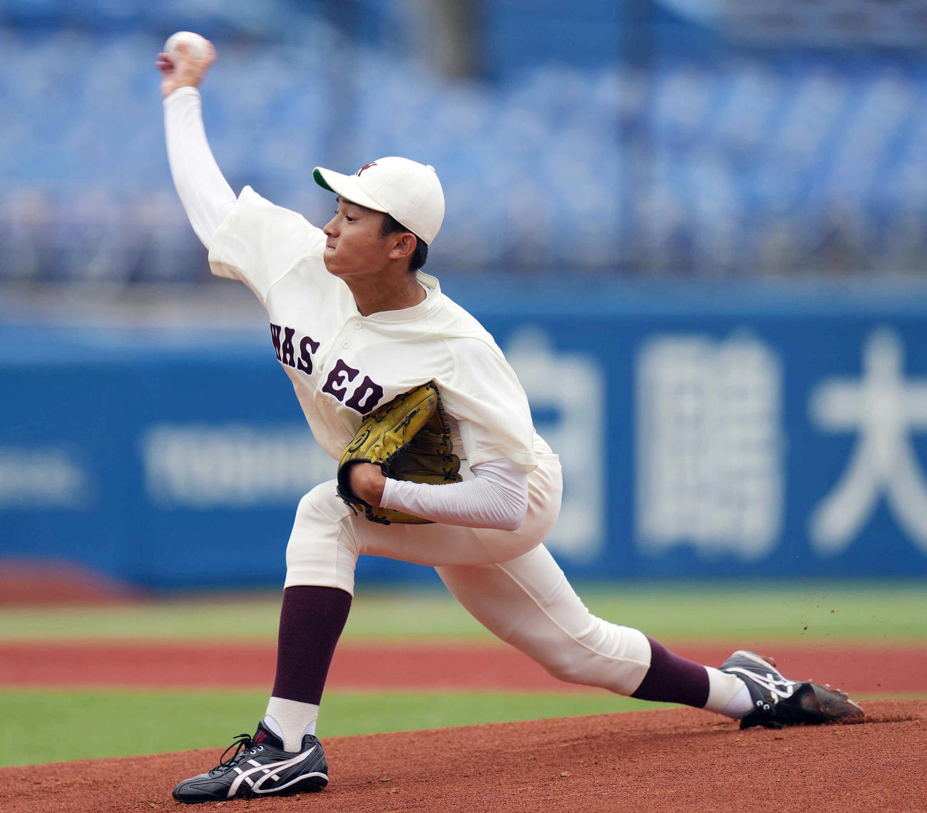 明大対早大　早大先発の加藤（撮影・狩俣裕三）