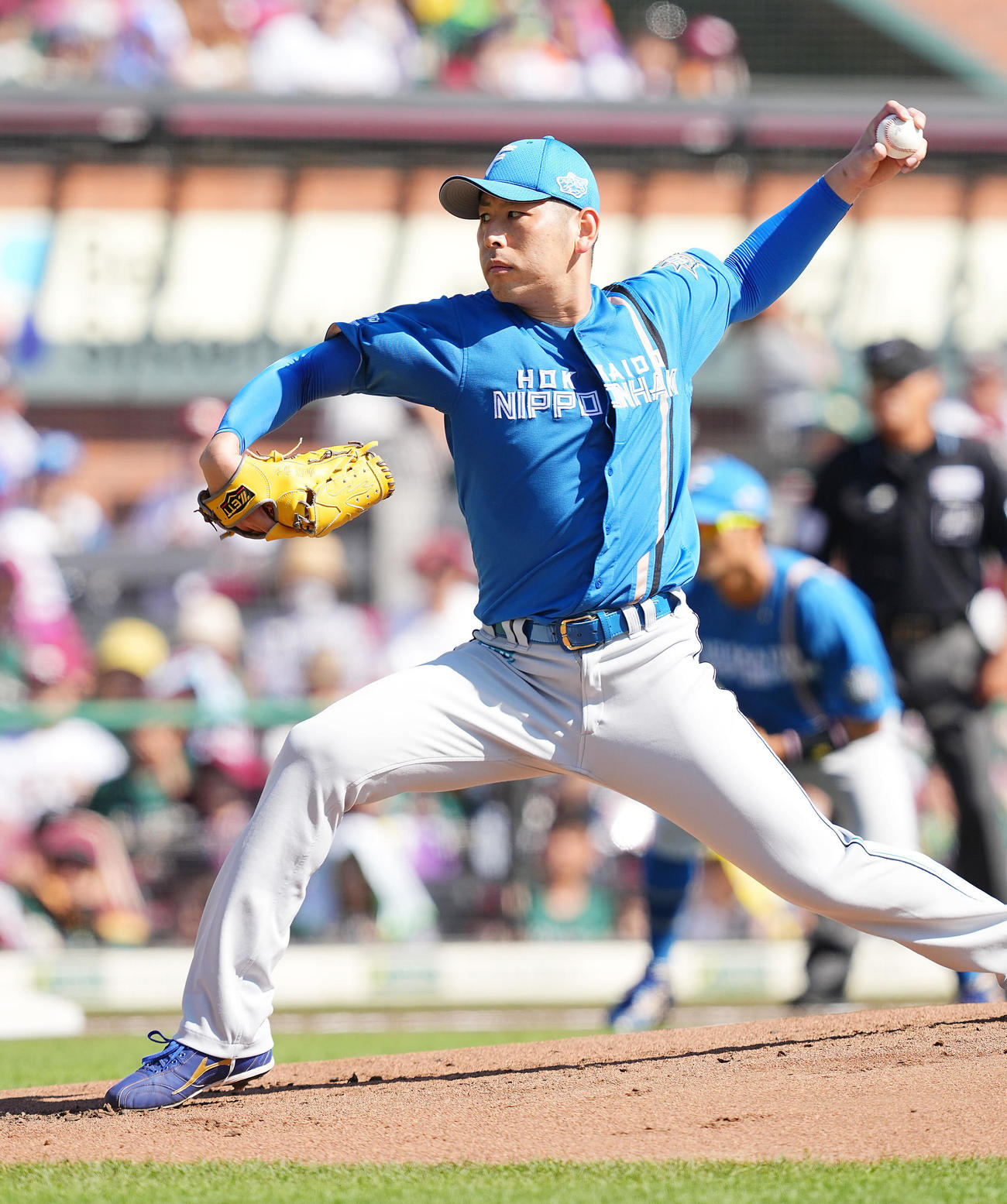 楽天対日本ハム　力投する日本ハム先発の加藤貴（撮影・垰建太）