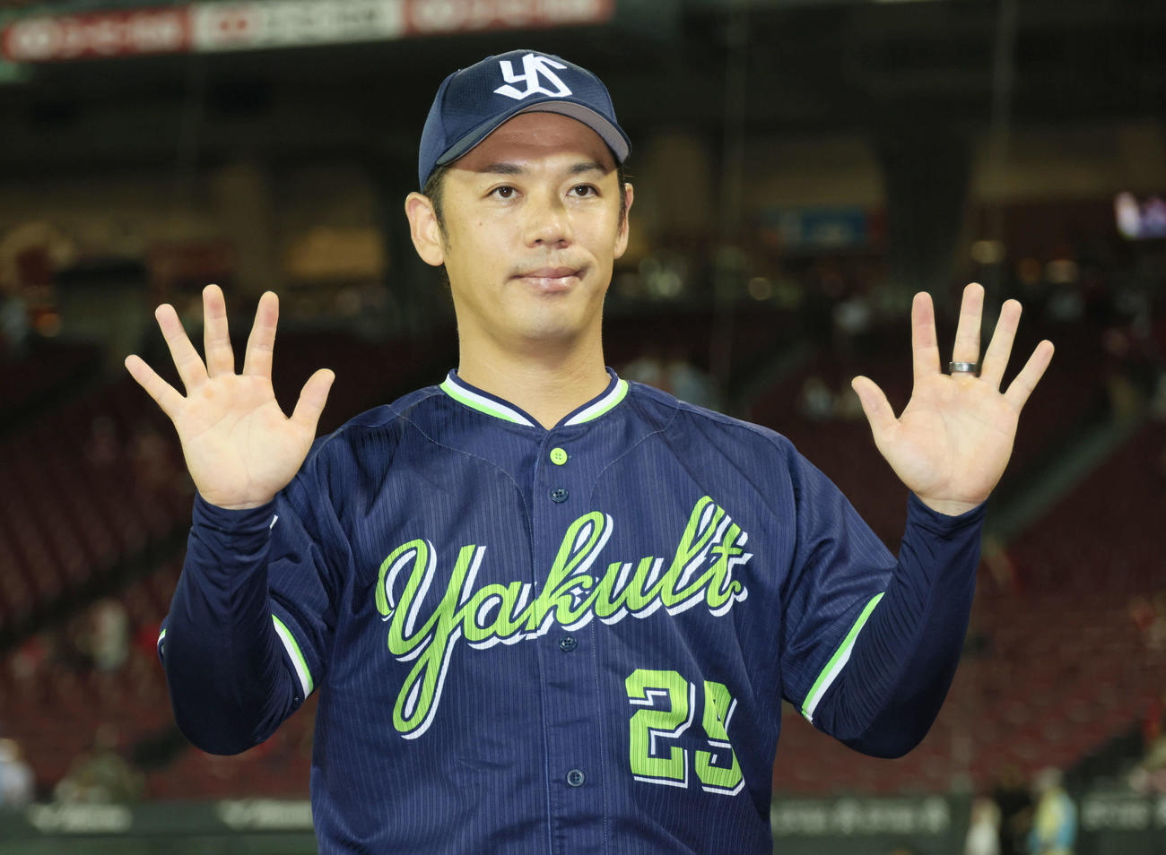 広島対ヤクルト　今季10勝目の小川（撮影・加藤孝規）