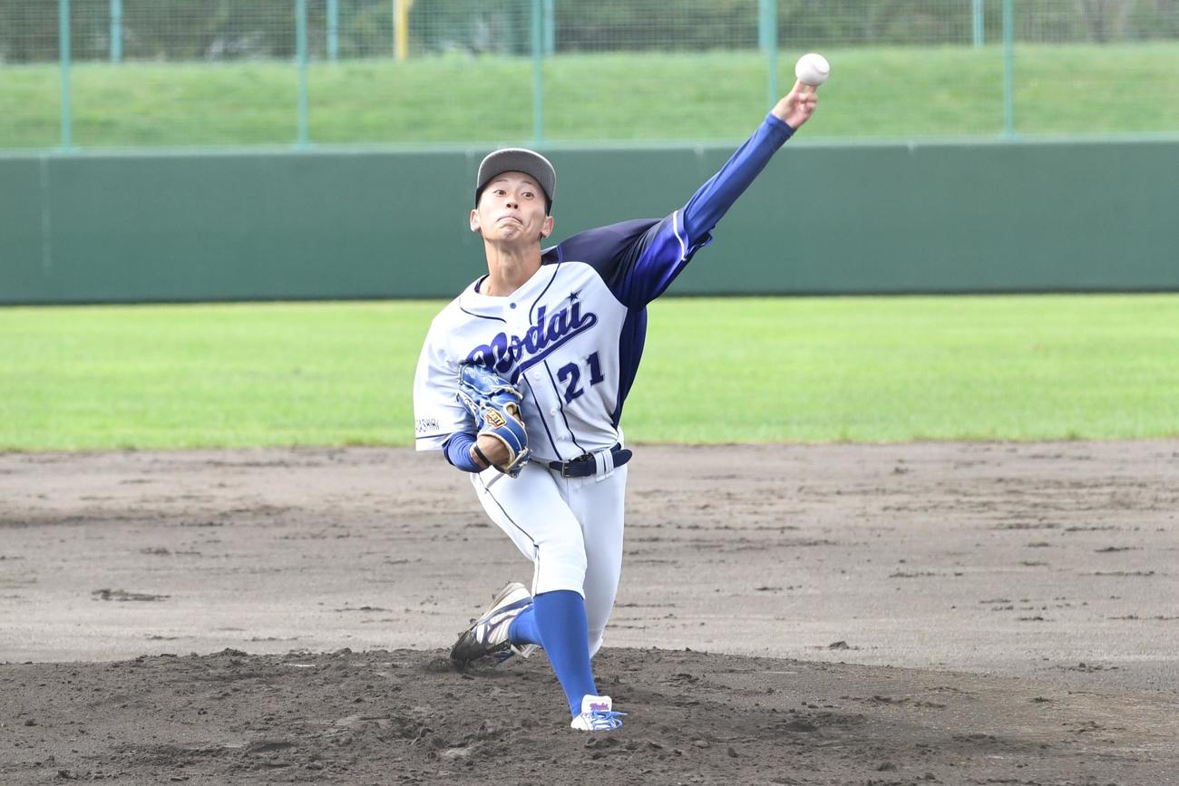 完封し、MVPに輝いた東農大北海道の石沢（撮影・石井翔太）