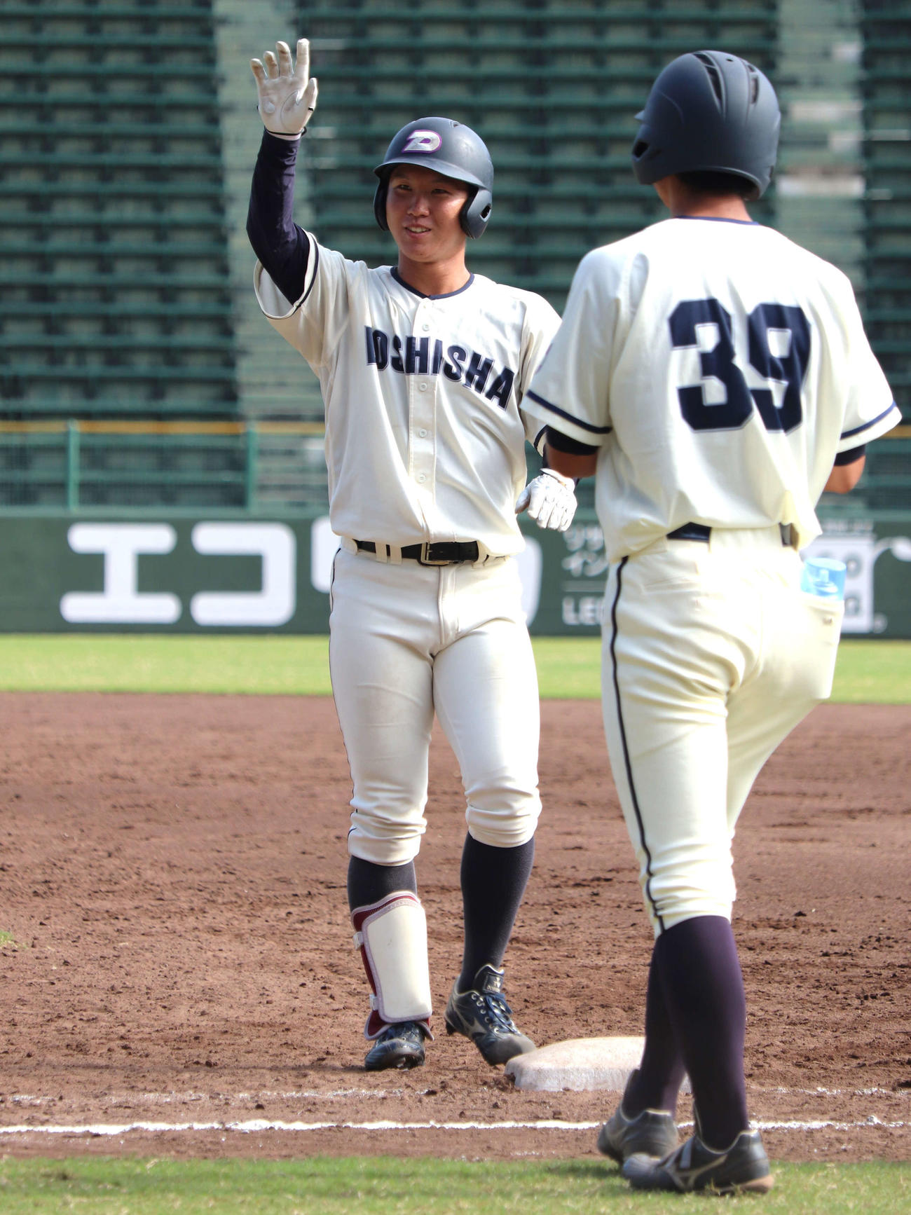 関西学生野球　関学大対同大　4節3回戦　4回裏2死満塁に右前適時打の追加点でリードを広げた、同大の4番松井涼太外野手（4年＝東邦）（撮影・中島麗）