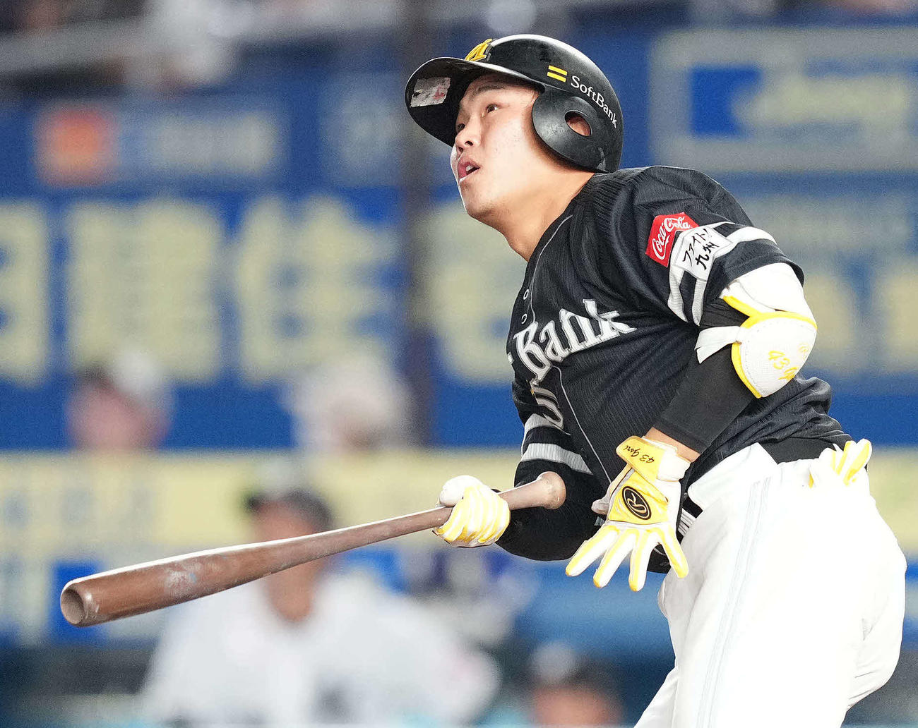 25日のロッテ戦、5回にプロ初本塁打を放ったソフトバンク井上