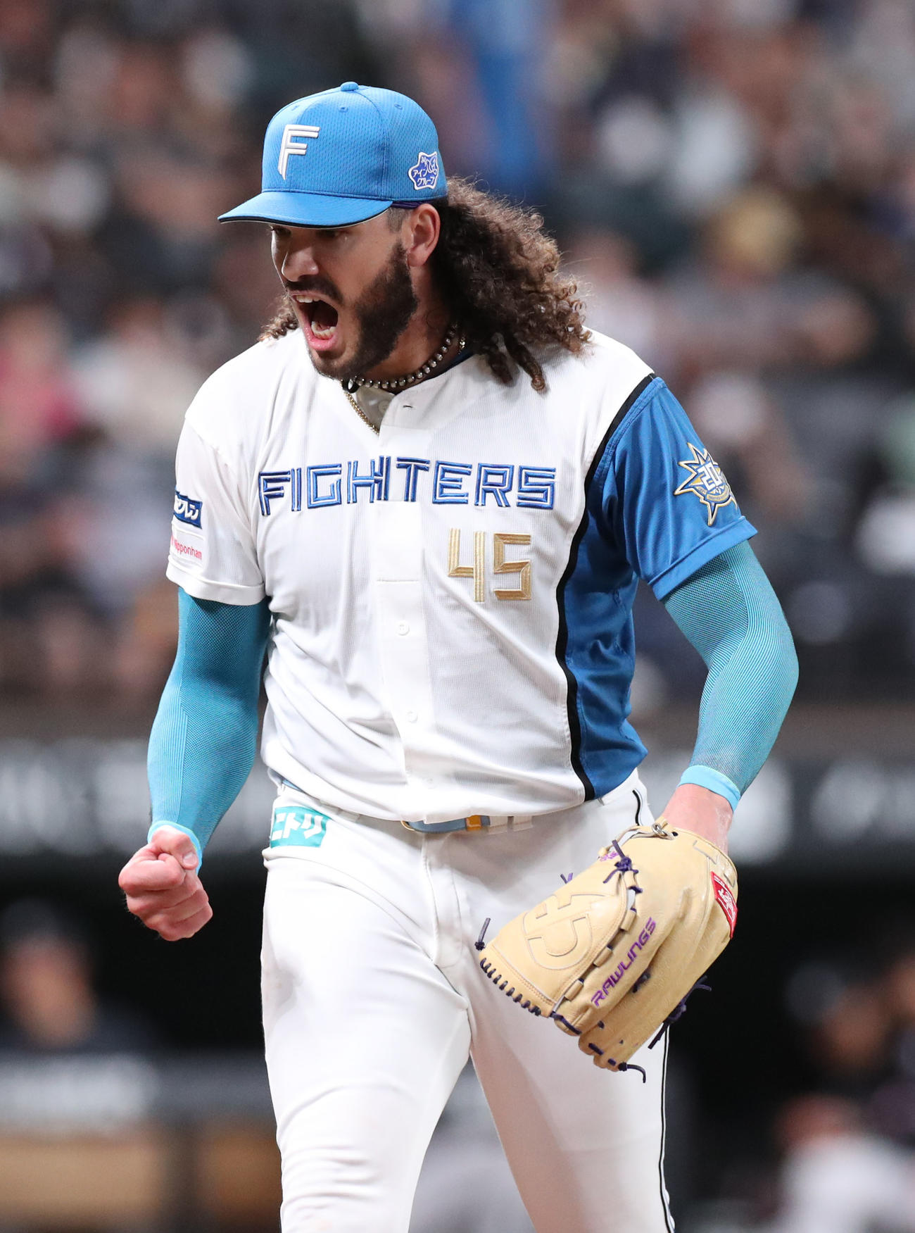 日本ハム対ロッテ　6回表ロッテ2死二塁、ポランコを右飛に仕留め雄たけびを上げるポンセ（撮影・佐藤翔太）